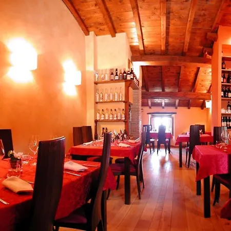 Appartamento Con Balcone In Borgo Toscano * Ortignano Raggiolo
